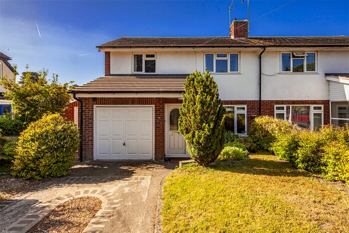 4 Bedroom Semi-Detached House To Rent In Springhill Road, Goring On Thames, RG8