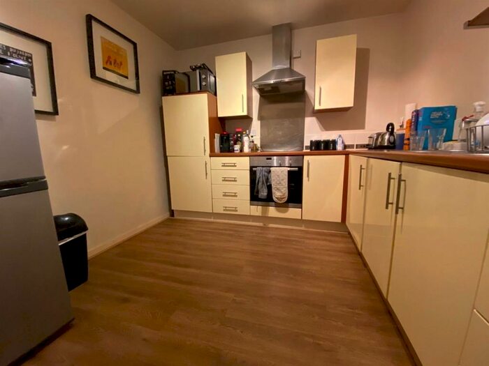 2 Bedroom Flat To Rent In City Gate Ii, Blantyre Street, Castlefield, M15