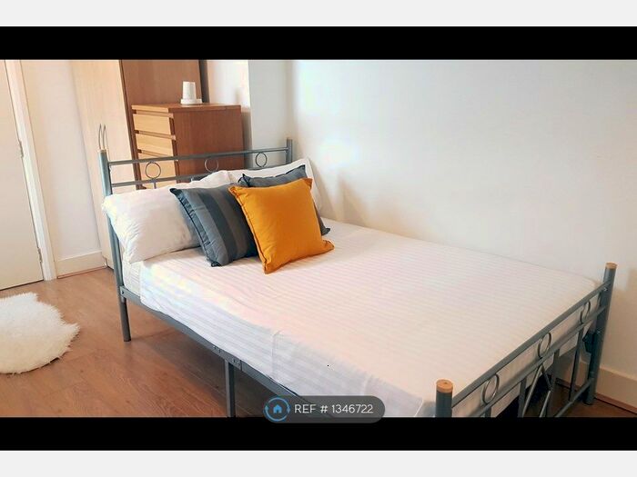 Studio To Rent In Rufford Street, London, N1