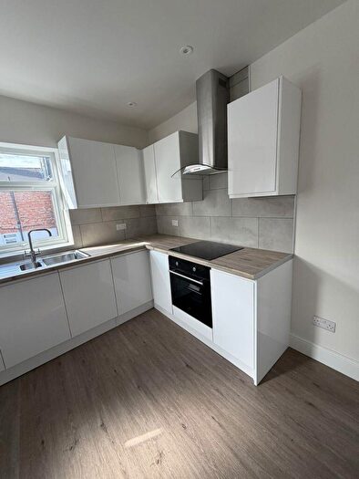 2 Bedroom Flat To Rent In Hawthorne Street, Leicester, LE3