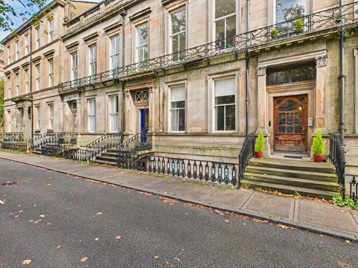 2 Bedroom Apartment To Rent In Ruskin Terrace, Botanics, Glasgow, G12