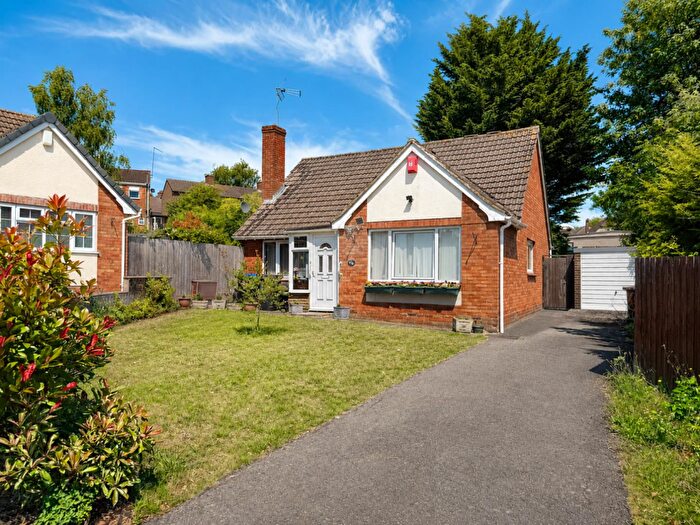 3 Bedroom Detached Bungalow For Sale In The Close, Kingsthorpe, Northampton, NN2