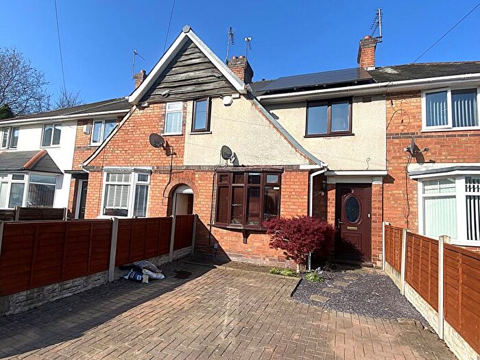 3 Bedroom Terraced House To Rent In Neasden Grove, Birmingham, B44