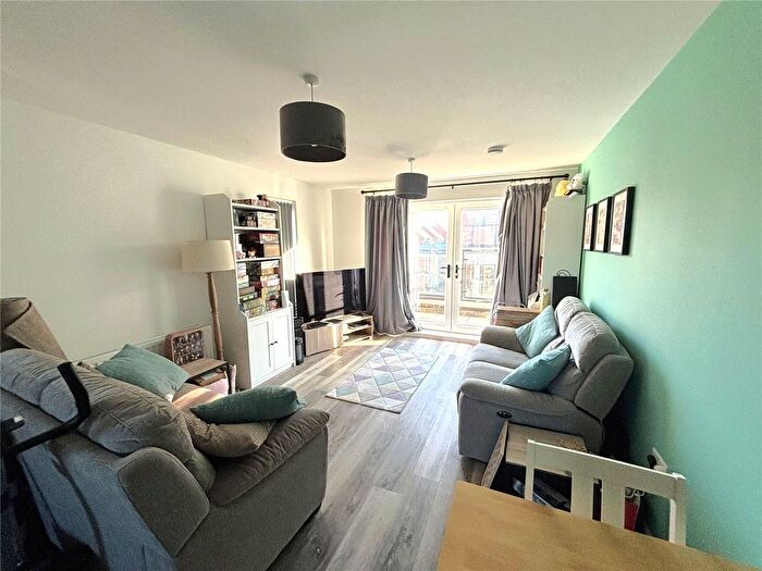 1 Bedroom Flat For Sale In Jenkins Way, Frenchay, Bristol, BS16