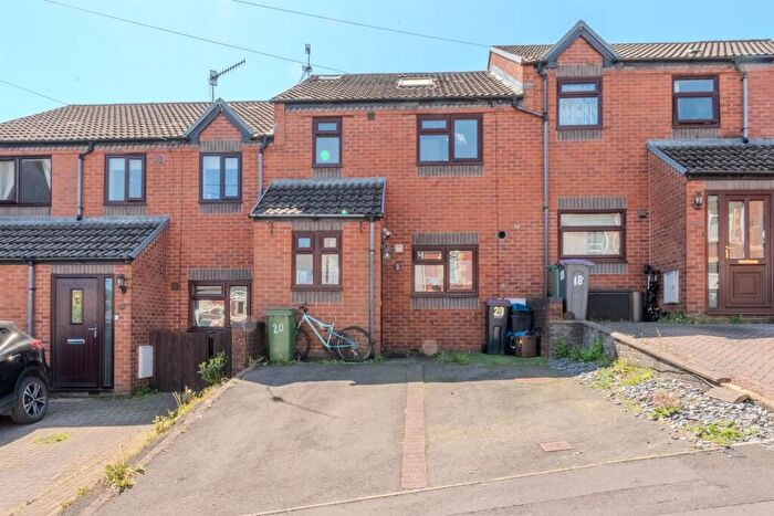 4 Bedroom Terraced House For Sale In Austin Road, Sebastopol, Pontypool, NP4