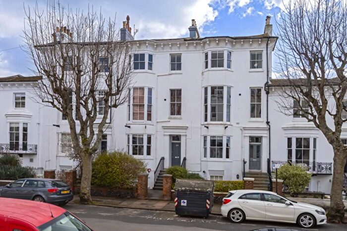 Flat For Sale In Compton Avenue, Brighton, BN1