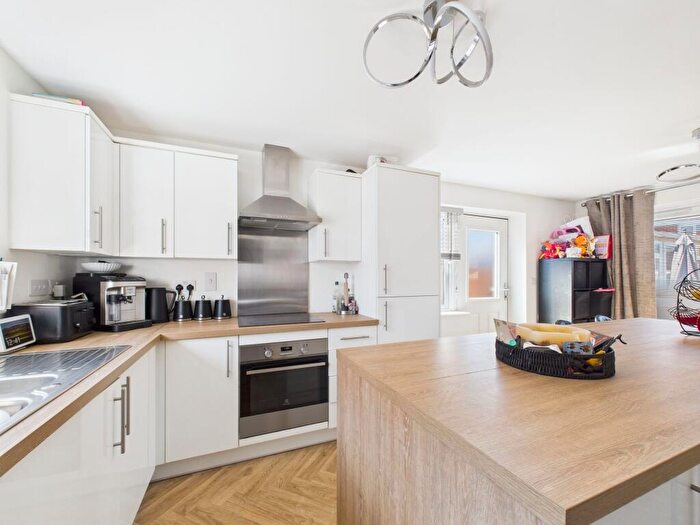 3 Bedroom Detached House For Sale In Morton Close, Hampton Gardens, PE7