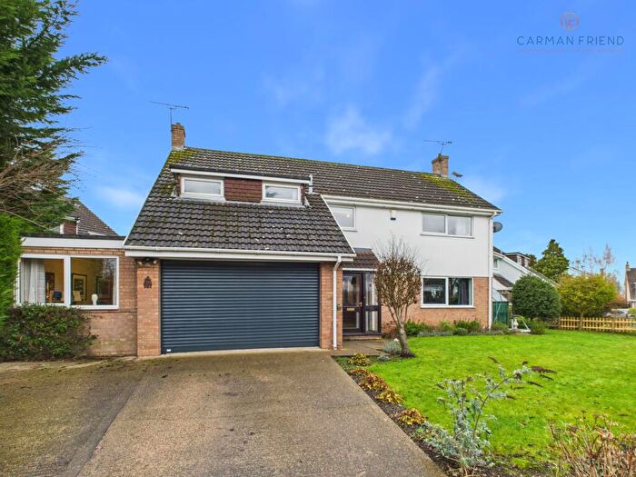 4 Bedroom Detached House For Sale In Millers Close, Waverton, CH3