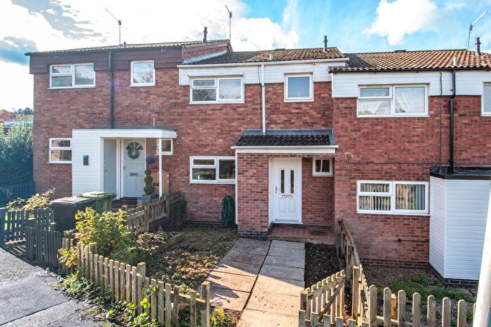 3 Bedroom Terraced House For Sale In Crofters End, Droitwich, Worcestershire, WR9