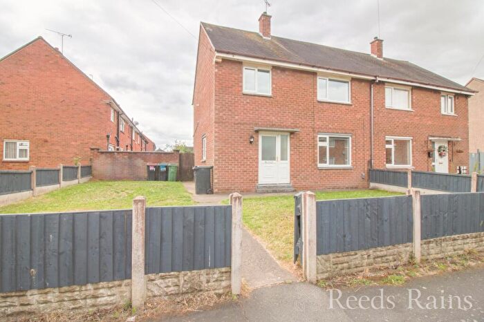 3 Bedroom Semi-Detached House To Rent In Thornwythe Grove, Great Sutton, Ellesmere Port, Cheshire, CH66