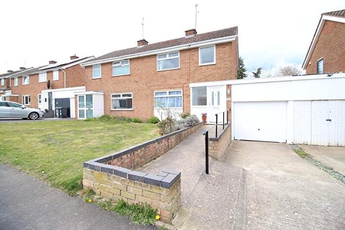 3 Bedroom Semi-Detached House To Rent In Ashby Drive, Rushden, NN10