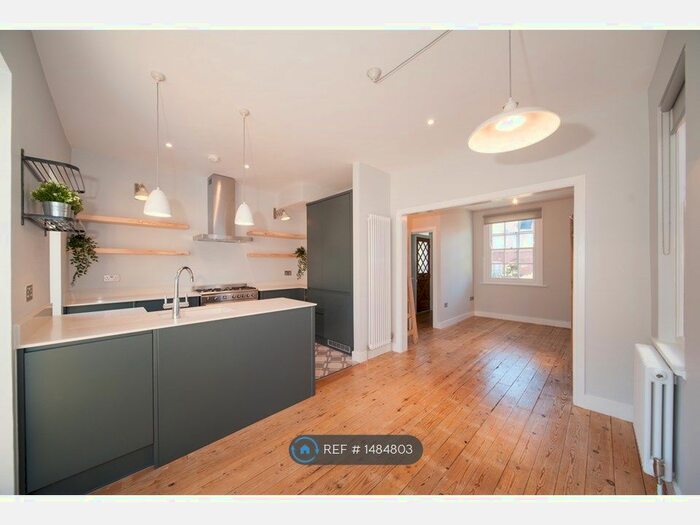3 Bedroom Semi-Detached House To Rent In Lessingham Avenue, London, SW17