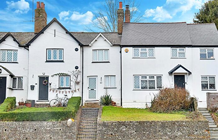 2 Bedroom Terraced House For Sale In High Road, Waterford, SG14