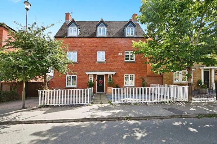 5 Bedroom Detached House For Sale In Long Hassocks, Coton Park, Rugby, CV23