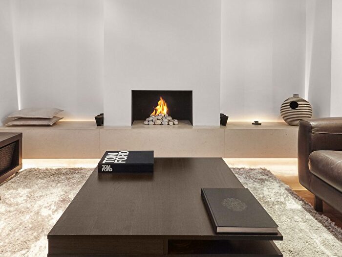 2 Bedroom End Terrace House To Rent In St. Marks Place, Windsor, SL4