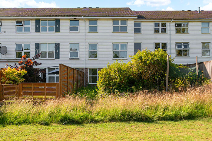 4 Bedroom Terraced House For Sale In Berystede, Kingston Upon Thames, KT2