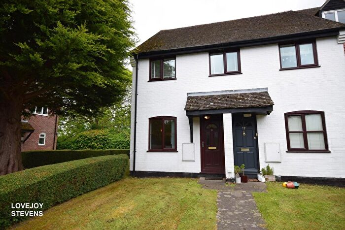 1 Bedroom Ground Maisonette For Sale In Saffron Close, Newbury, RG14