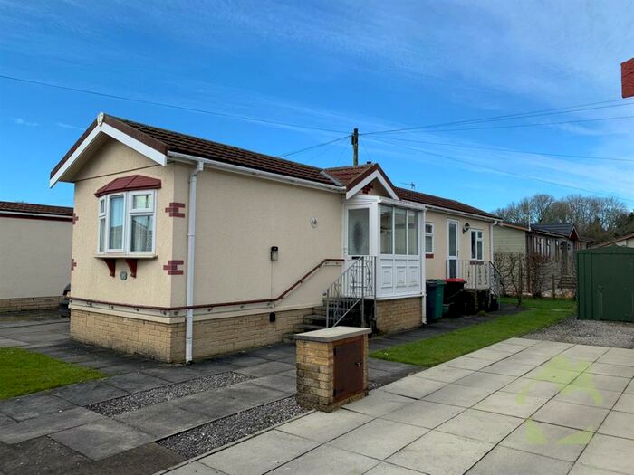 2 Bedroom Park Home For Sale In The Close, Wyre Vale Park, Garstang By