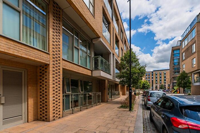 2 Bedroom Flat For Sale In Great Northern Road, Cambridge, CB1