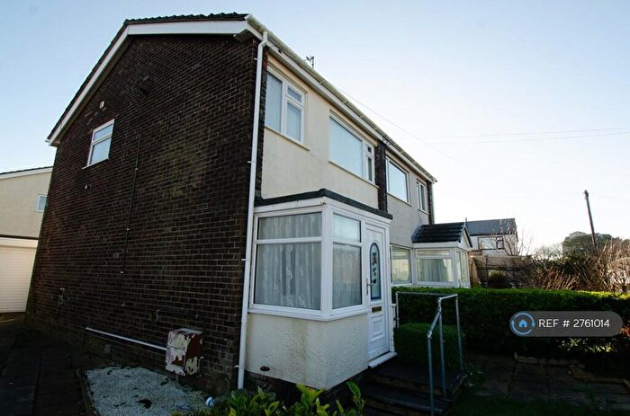 3 Bedroom Semi-Detached House To Rent In Garreglwyd Park, Holyhead, LL65