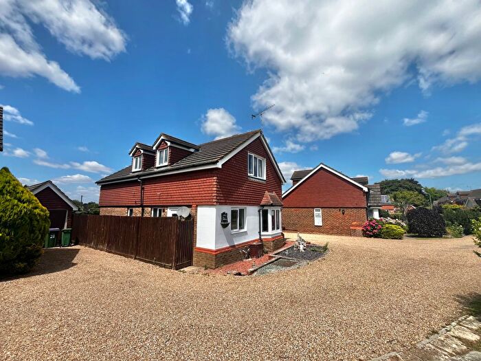 2 Bedroom Detached House For Sale In Whitehall Way, Ashford, TN25