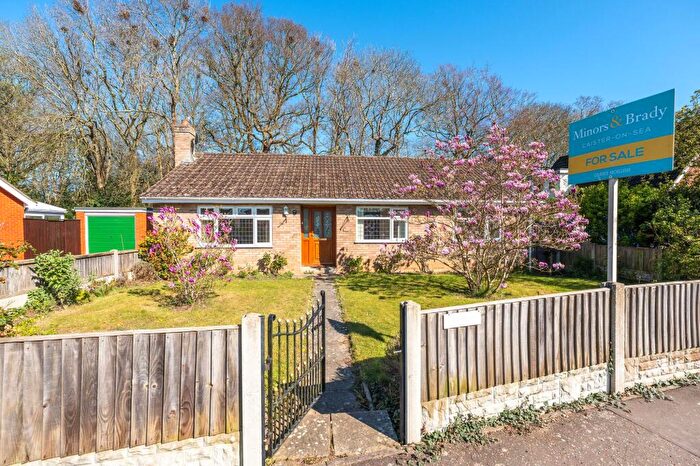 3 Bedroom Detached Bungalow For Sale In Orchard Way, Fleggburgh, NR29