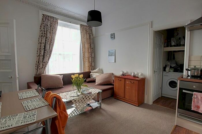 1 Bedroom Flat To Rent In Polebarn Gardens, Polebarn Road, Trowbridge, BA14