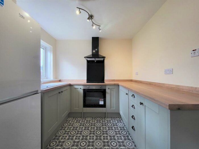 2 Bedroom Maisonette To Rent In Vicarage Close, Great Barr, Birmingham, B42