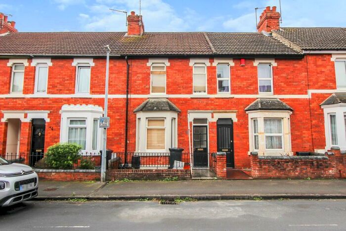 3 Bedroom Terraced House To Rent In Brunswick Street, Old Town, Swindon, SN1