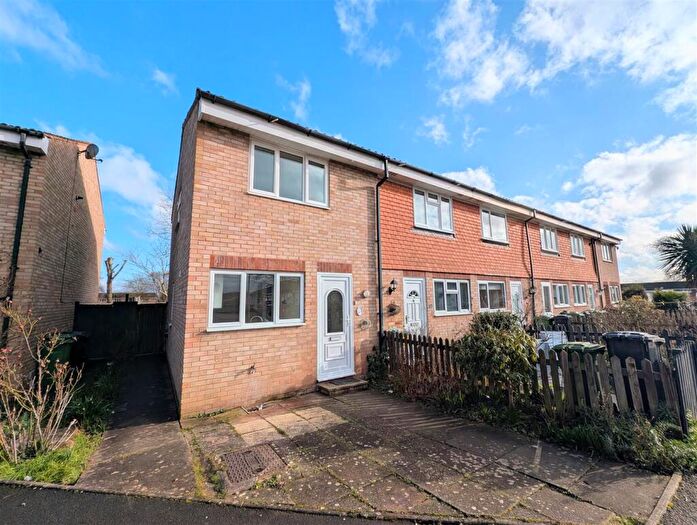 2 Bedroom End Of Terrace House For Sale In Brighton Grove, Hereford, HR4