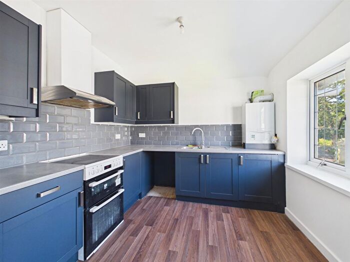 3 Bedroom Flat To Rent In Tirlemont Road, South Croydon, CR2