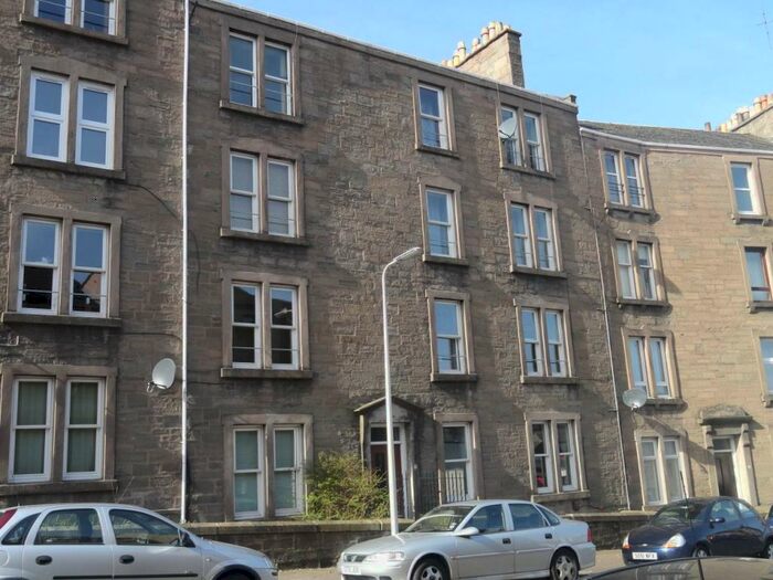 1 Bedroom Flat To Rent In / Forest Park Road, Dundee, DD1