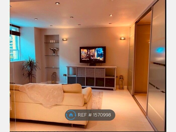 1 Bedroom Flat To Rent In Inverleith Row, Edinburgh, EH3