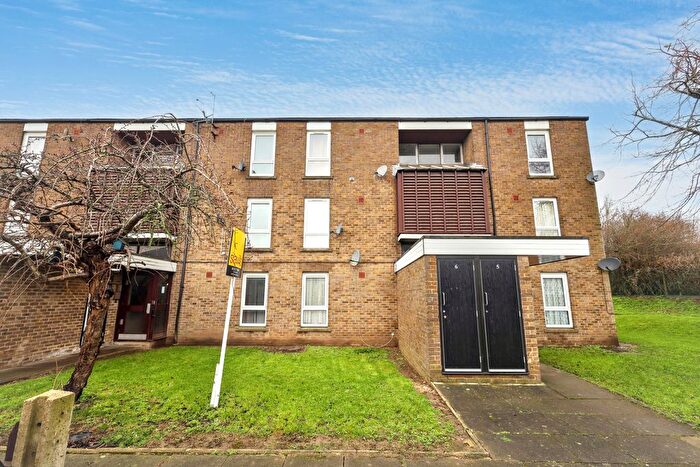 1 Bedroom Flat For Sale In Bourne Avenue, Hayes, UB3