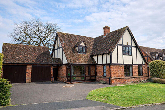 4 Bedroom Detached House For Sale In Broadoaks, Sutton Coldfield, B76