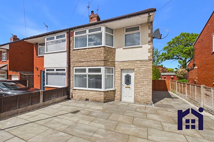 3 Bedroom Semi-Detached House To Rent In Ash Grove, Chorley, PR7