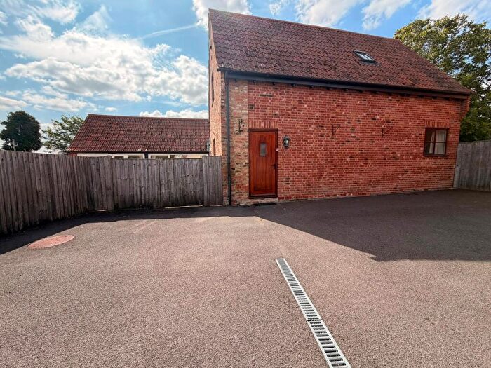 2 Bedroom Detached House To Rent In Epney, Saul, GL2
