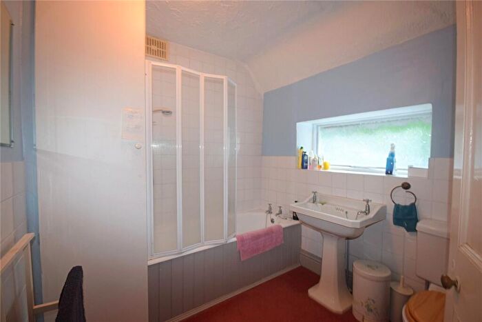 2 Bedroom Semi-Detached House For Sale In Aberdovey, Gwynedd, LL35