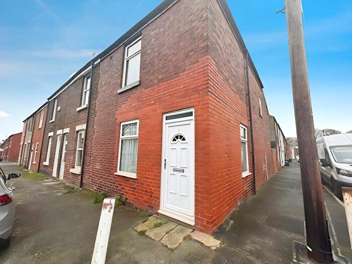 2 Bedroom House To Rent In Best Street, Kirkham, Preston, Lancashire, PR4