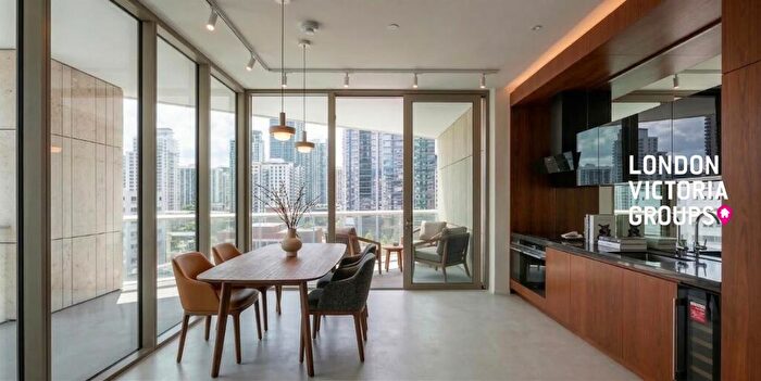 2 Bedroom Apartment To Rent In Park Drive, London, E14