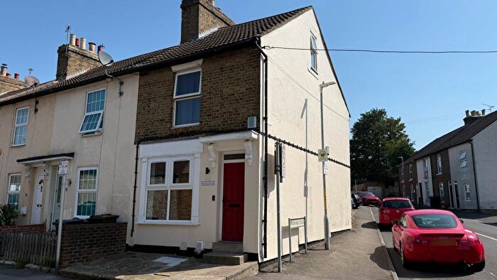 2 Bedroom Block Of Flats For Sale In Fisher Street, Maidstone, ME14