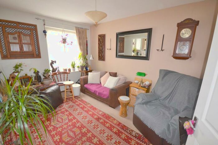 1 Bedroom Flat To Rent In Heavitree Road, Exeter, EX1