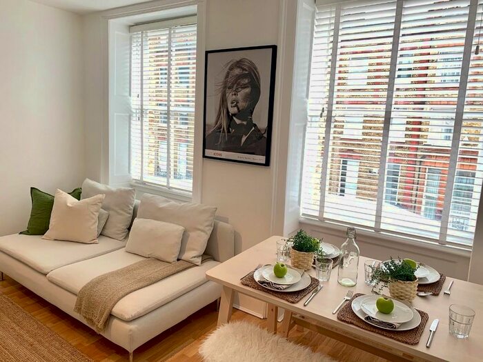 2 Bedroom Flat To Rent In Nottingham Place, Marylebone, W1U