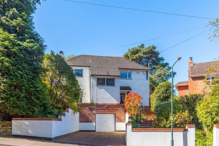 4 Bedroom Detached House For Sale In St Georges Ave, Bournemouth, BH8