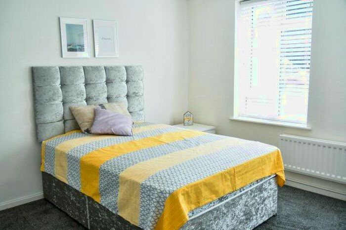 3 Bedroom Detached House To Rent In Macdonald Road, Gillingham, Medway, ME7