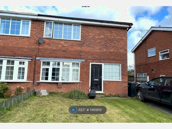 3 Bedroom Semi-Detached House To Rent In St. Austell Avenue, Macclesfield, SK10