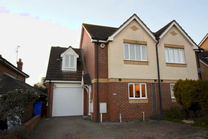 3 Bedroom Semi-Detached House To Rent In Eadred Way, Kemsley, Sittingbourne, ME10