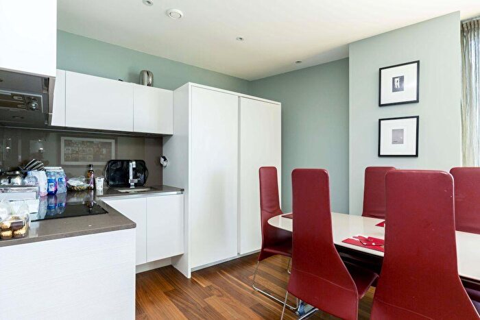 2 Bedroom Apartment To Rent In Gunwharf Quays, Portsmouth, PO1