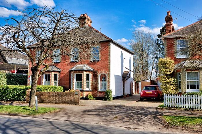 2 Bedroom Cottage For Sale In Chobham, Surrey, GU24