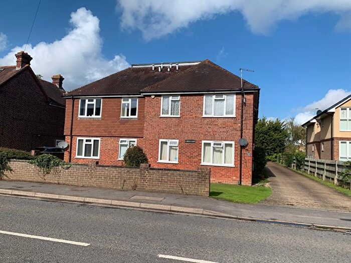 1 Bedroom Flat To Rent In Church Road, Paddock Wood, Tonbridge, TN12